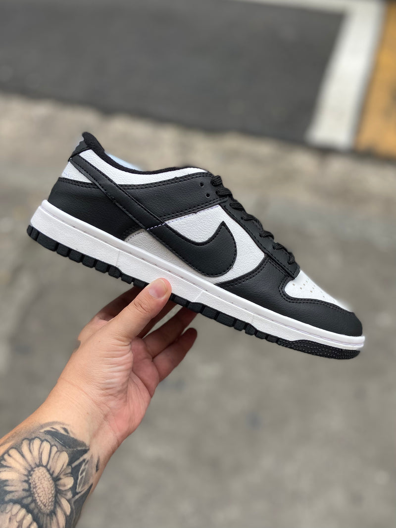 Nike Dunk White x  Black